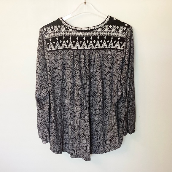 Lucky Brand Long Sleeve Printed Boho Peasant Top with Embroidered Detail - 2X - Picture 5 of 8
